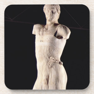 Jeugd gekleed in nauwsluitende tuniek met lange fi bier onderzetter