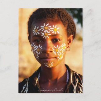 Jeune femme Nosibéenne Briefkaart