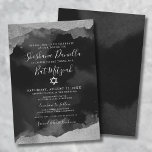 Jewish Black Silver Waterverf Mitzvah Kaart<br><div class="desc">Deze elegante Bat Mitswa-uitnodiging heeft een zwarte achtergrond met faux pink en paarse waterverf of alcoholinkt die de boven- en onderkant omkadert in tinten variërend van lichtroze tot heet roze. Het ontwerp toont een mix van scripttypografie en klassieke seriële lettertypen, waardoor een eenvoudige maar verfijnde look ontstaat. In het midden...</div>