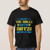 Jewish Slogan “Deck The Halls With Matzo Balls” T-shirt (Voorkant)