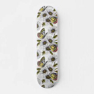 Jezebel vlinders en daisy bloemen op wit persoonlijk skateboard