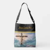 Jezus die aan een Christelijk kruisbeeld hangt Crossbody Tas (Achterkant)