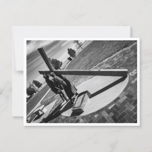 Jezus draagt zijn kruis briefkaart