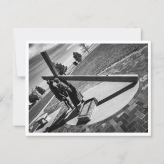 Jezus draagt zijn kruis briefkaart