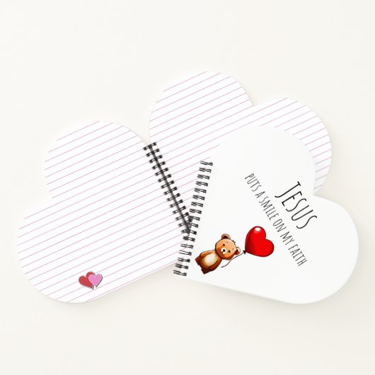 Jezus geeft een glimlach op mijn hartvormig geloof notitieboek (Binnen)