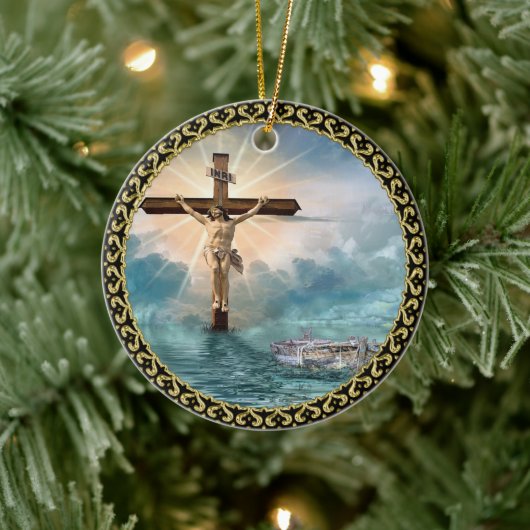 Jezus hangt van een Christelijk kruisbeeld. Keramisch Ornament (Boom)
