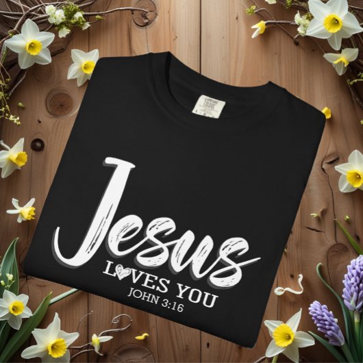 Jezus houdt van je Motivatie Bijbel T-shirt