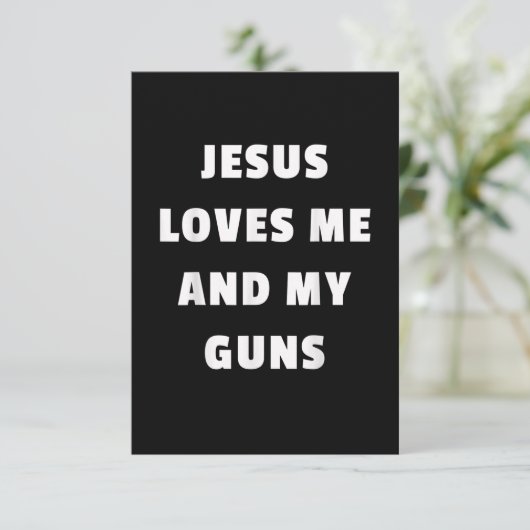 Jezus houdt van mij en mijn Pistolen Shirt - T-shi RSVP Kaartje (Staand voorkant)