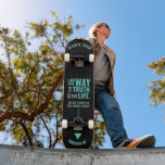 Jezus "Ik ben de Weg" Skateboard<br><div class="desc">Christelijk Skateboard met het bijbelse vers van John 14:6 Jezus vertelde hem: "Ik ben de weg, de waarheid en het leven. Niemand kan naar de Vader komen, behalve door mij." De verzen zijn in blauwe pastelkleuren en in gemengde kalligrafie en minimalistische typografie. Dit trendy, moderne geloof ontwerp is het perfecte...</div>
