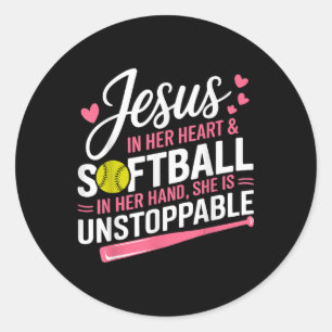 Jezus in haar hart en softbal in haar hand ronde sticker