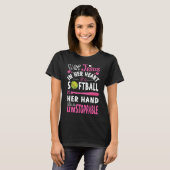 Jezus in haar hart Softbal Hand Grappige Pitcher G T-shirt (Voorkant volledig)