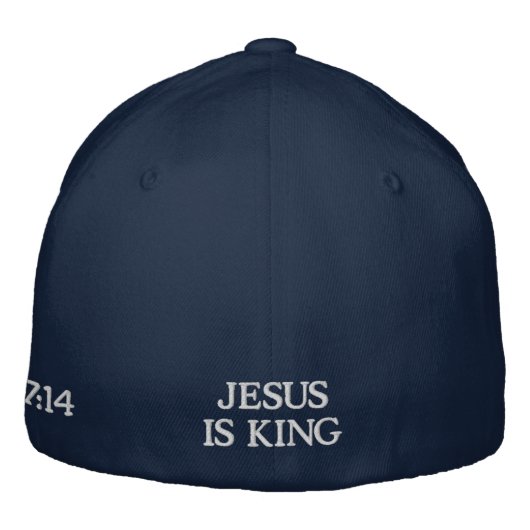 Jezus is Koning Openbaring 17:14 Christelijk Geborduurde Pet (Achterkant)