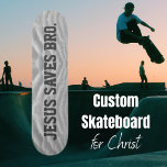 Jezus redt Bro. Persoonlijk Skateboard<br><div class="desc">Moderne,  eenvoudige vormgeving. Jezus redt Bro. Grijze wolken achtergrond. Christelijke skateboards</div>