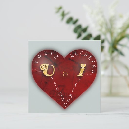 Jij en ik - alfabet spel op een rood hart feestdagenkaart (Staand voorkant)