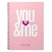 Jij en ik gepersonaliseerde roze Valentijnsdag Notitieboek (Voorkant)