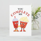 Jij maakt mij compleet Popcorn Frisdrank grap Gelu Feestdagenkaart (Staand voorkant)