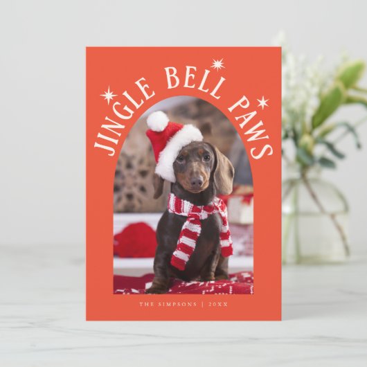 Jingle Bell Paws Hond Foto Rode Kerst Feestdagenkaart (Staand voorkant)