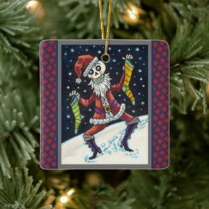 JINGLE BOTTEN SANTA, HOLIDAY SKELETON & STOCKINGS KERAMISCH ORNAMENT
