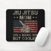 Jitsu mama als een normale moeder maar coolere Moe Muismat (Met muis)