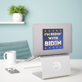 Joe 2020 - Ik rijd met Biden Sticker (Laptop op bureau)