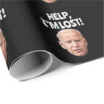 JOE BIDEN CONFUSED CHRISTMAS WRAPPING PAPER CADEAUPAPIER<br><div class="desc">JOE BIDEN HELP! IK BEN VERDWAALD! LEUKE CADEAUVERPAKKING VOOR KERSTMIS OF VOOR ELKE GELEGENHEID!</div>
