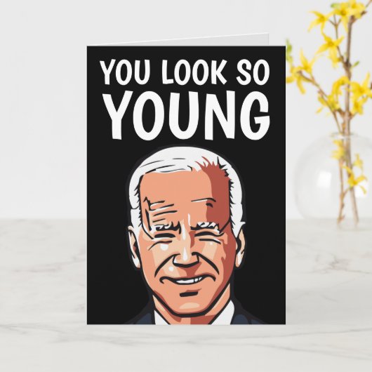 JOE BIDEN FUNNY BIRTHDAY-KAARTEN VOOR HAAR KAART (Gele Bloem)