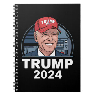 Joe Biden met een Trump-hoed Notitieboek