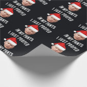 JOE BIDEN POOPED POOP GRAPPIG KERSTMIS CADEAUPAPIER (Hoek)