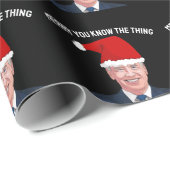 JOE BIDEN WEARING SANTA HAT DE DINGEN CADEAUPAPIER (Rol Hoek)