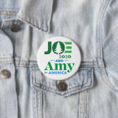 Joe en Amy 2020 Ronde Button 7,6 Cm (In situ)