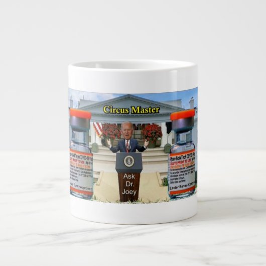 Joey aan de helm die Covid. info. Grote Koffiekop (Voorkant)