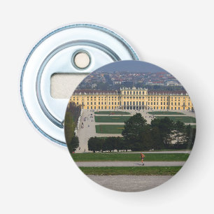 Jogger in Schönbrunn Button Flesopener