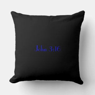 Johannes 3:16, Blauwe tekst op zwarte achtergrond Kussen