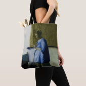 Johannes Vermeer - Vrouw in Blauw Leest een brief Tote Bag (Dichtbij)