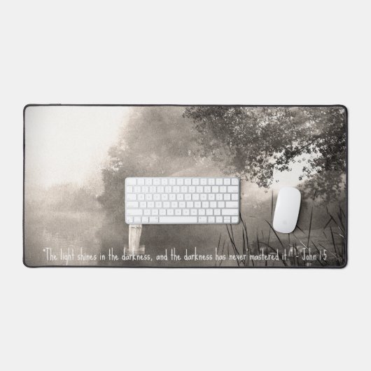 JOHN 1:5 Desk Mat (Keyboard & Muis)