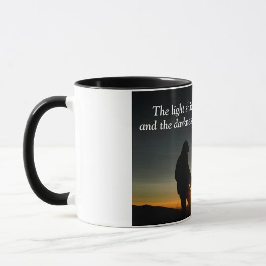 John 1:5 Het licht schijnt in het donker Mok (Links)