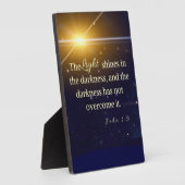 John 1:5 Licht schijnt in donkerder plak Fotoplaat (Zijkant)