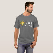 John 8:12: Lux Mundi (licht van de wereld) T-shirt (Voorkant volledig)