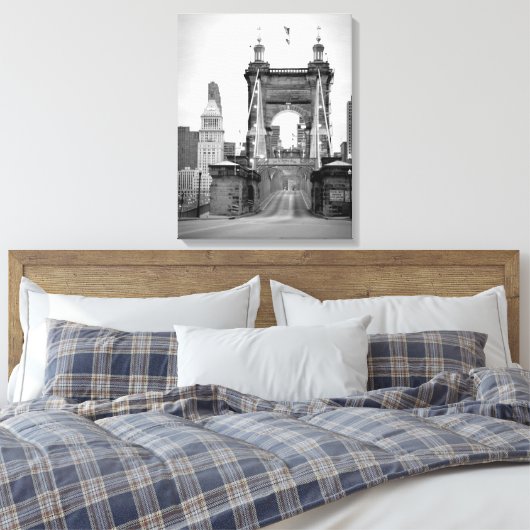 John A. Roebling Bridge, Cincinnati, OH Canvas Afdruk (Insitu (Slaapkamer))