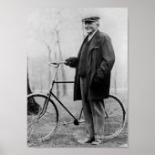 John D. Rockefeller met Bicycle - 1913 Poster (Voorkant)