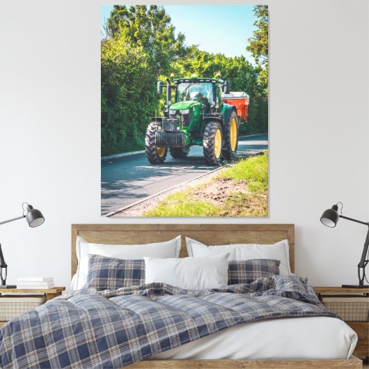 John Deere op de A49 Canvas Afdruk (Insitu (Slaapkamer))