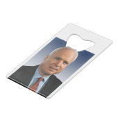 John McCain Creditkaart Flessenopener (Achterkant Gekanteld)