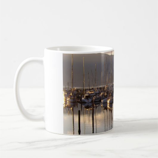 John Wayne Marina op Dawn Koffiemok (Links)