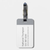 Johnny Bravo - Man dat ik ben Bagagelabel (Achterkant verticaal)