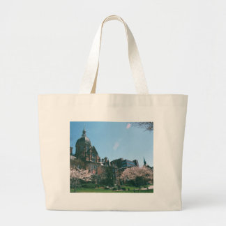 Johns Hopkins Hospital Grote Tote Bag