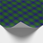 Johnstone tartan blauw groen geruit cadeaupapier (Hoek)