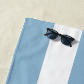 Joie De Vivre Paris Franse blauwe Cabana Stripe Strandlaken (In situ)