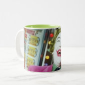 Joker - Laughing 4 Tweekleurige Koffiemok (Voorkant links)