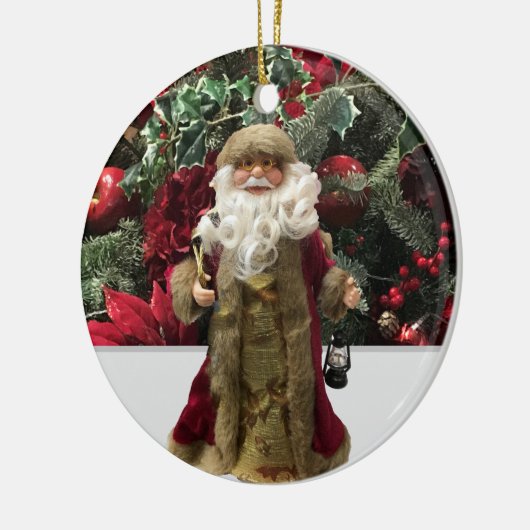 Jolige ouderwetse kerstman keramisch ornament (Links)