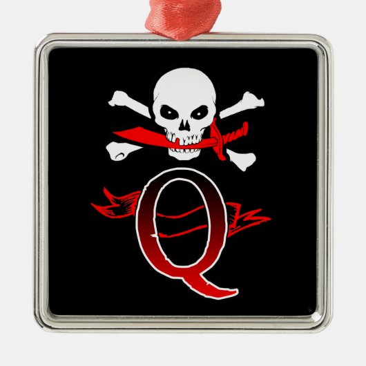 Jolly Roger Q Monogram Initiaal Metalen Ornament (Voorkant)